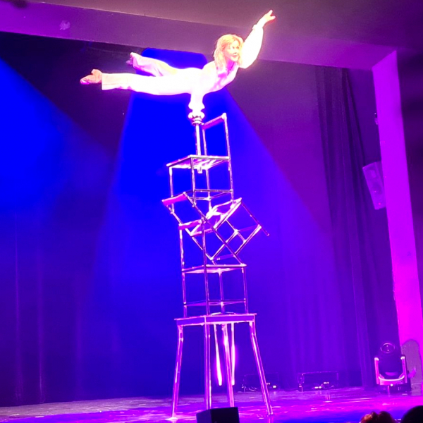 Foto von Chair_Show_02.jpg