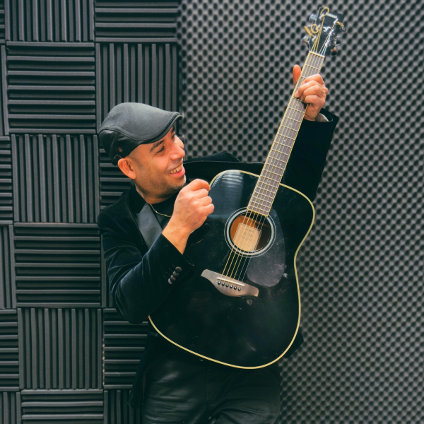 Foto von Gitarre_05_02.jpeg