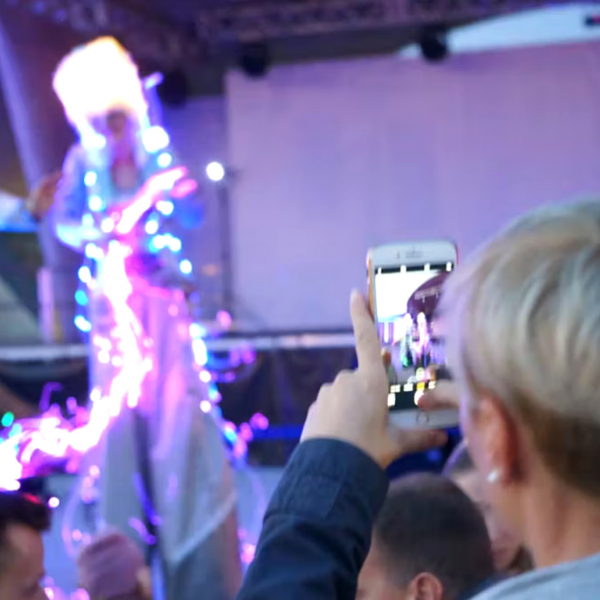 Foto von LED-Walking-Act-04.jpg