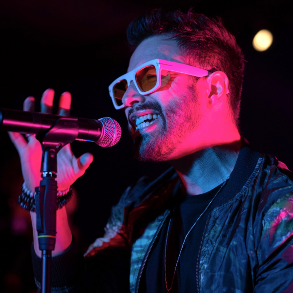 Foto von Singer_10_02.jpg