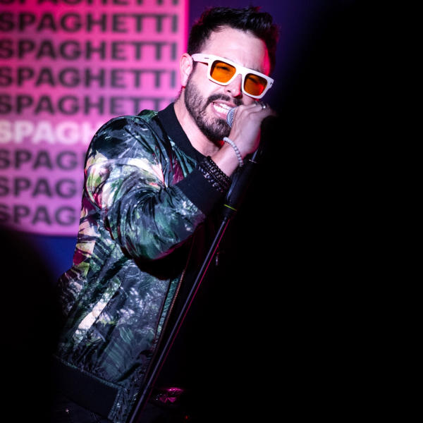 Foto von Singer_10_03.jpg