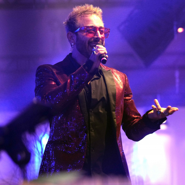 Foto von Singer_10_04.jpg