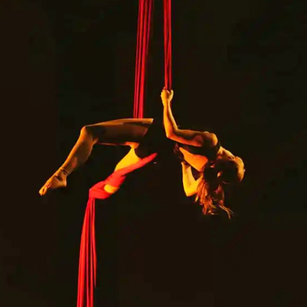 Foto von Tuchakrobatik_02_04.jpg