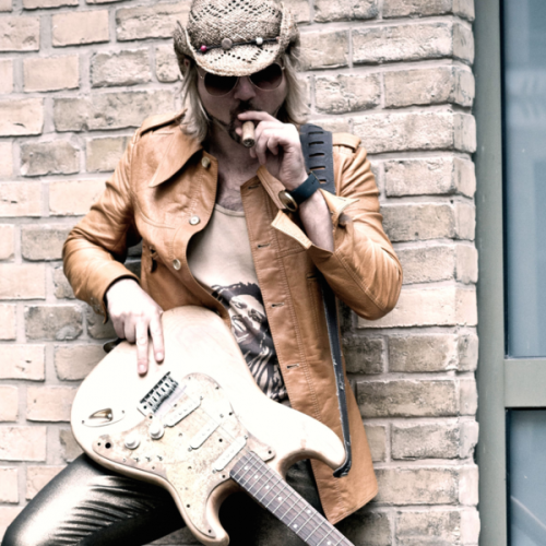 static-guitarist-01-1.png