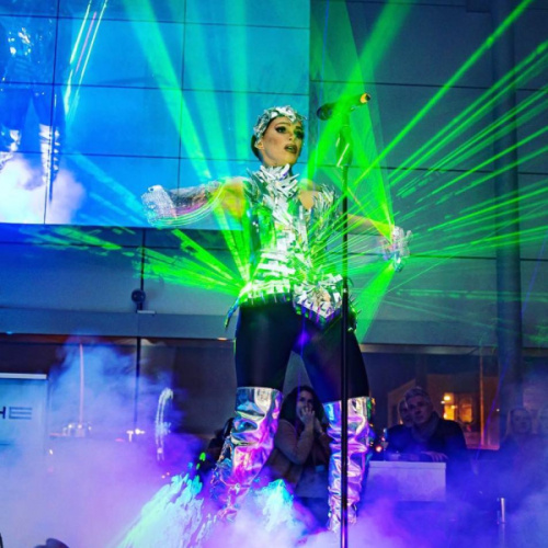 static-laser-vocalist-1.jpg