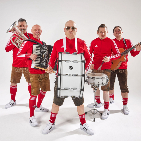 Foto von static-marching-band-3.jpg