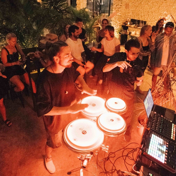 Foto von static-percussion-01-7.JPG