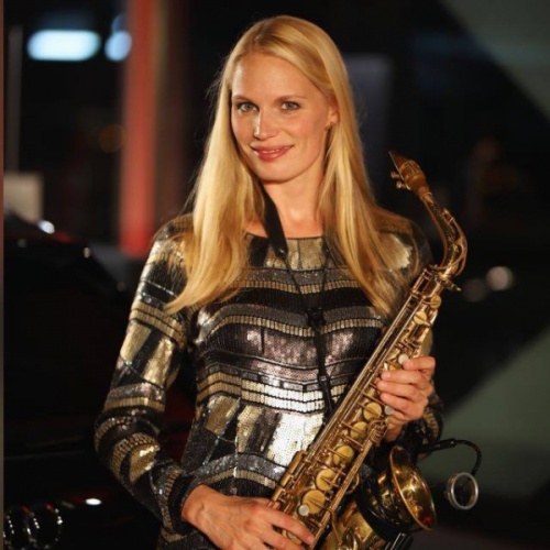 static-saxophonist-13-1.JPG