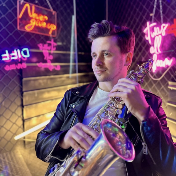 Foto von static-saxophonist-16-8.jpg