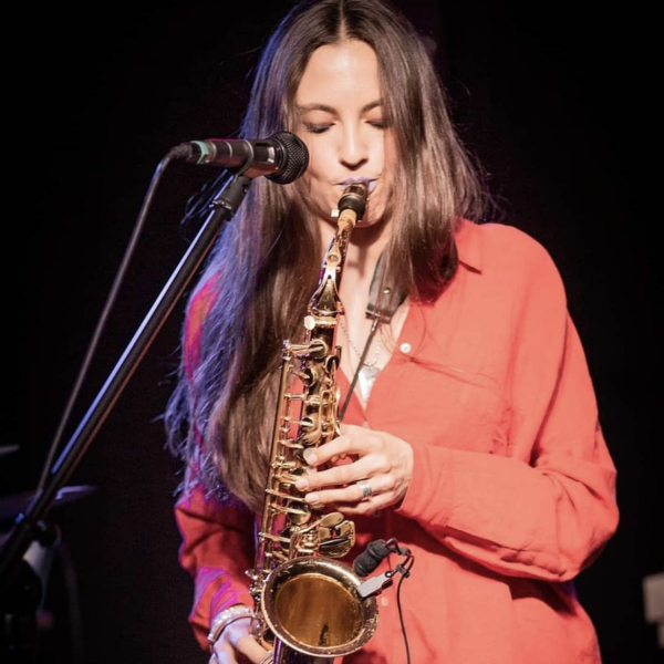 Foto von static-saxophonist-20-4.jpg