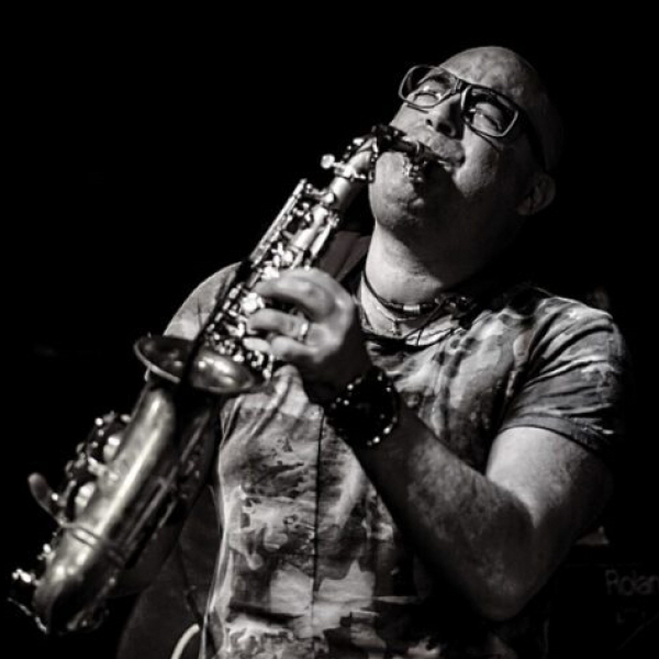 Foto von static-saxophonist-21-6.jpg